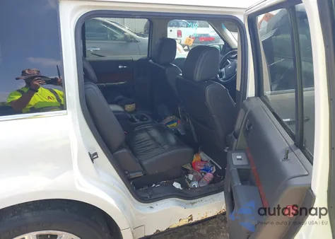 2009 Ford Flex Limited z USA, uszkodzony, nr VIN 2FMEK63C99BA20165